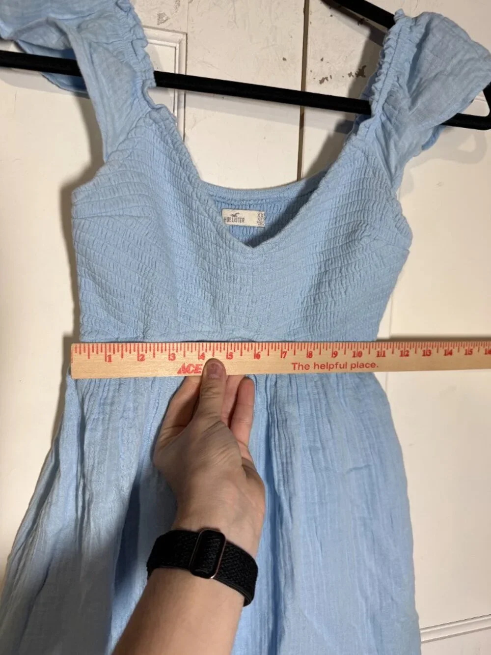 Hollister flutter sleeve